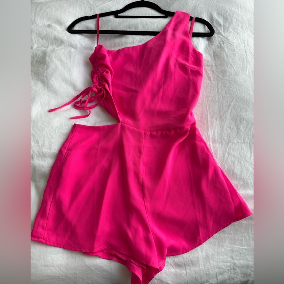 Superdown Aimey One shoulder Romper XS - Picture 2 of 5